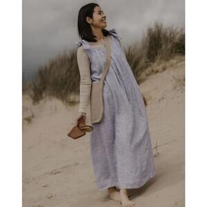The simple folk linen dress